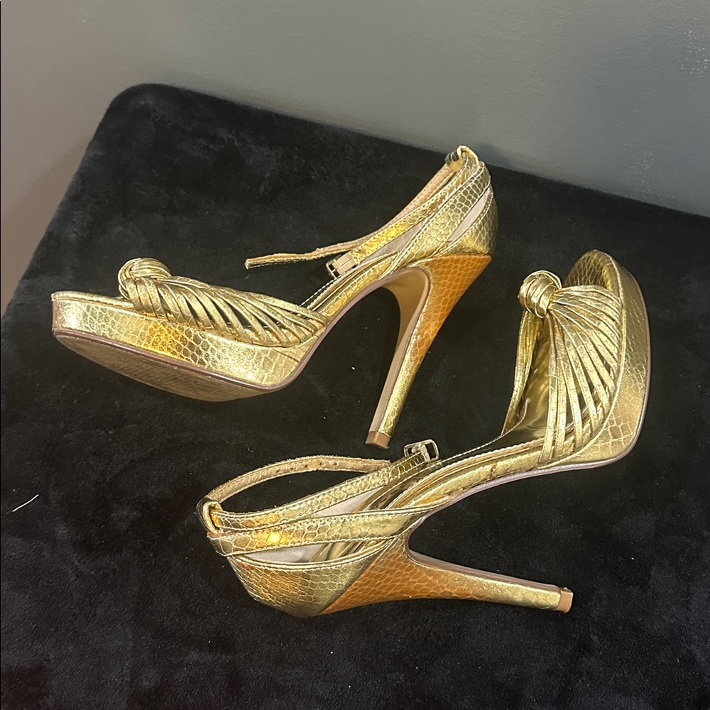 Chinese Laundry Metallic Gold Knotted Sandals